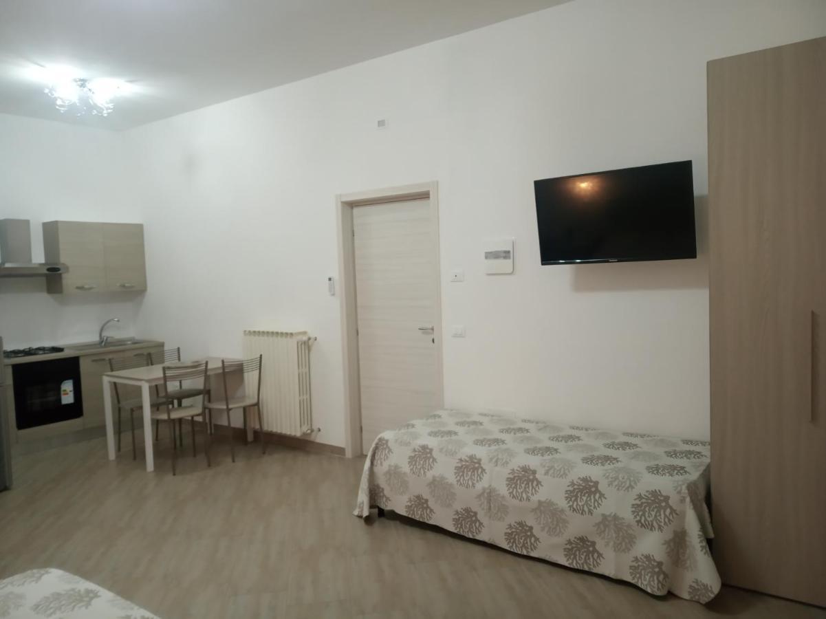 Mediterranea Guest House ポルト・チェザーレオ エクステリア 写真